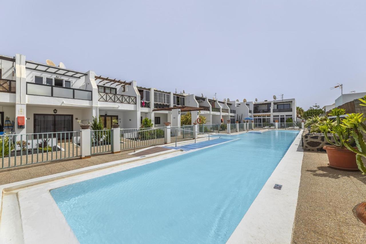 Апартаменти Hola Arnage Pool View Пуерто-дель-Кармен Екстер'єр фото