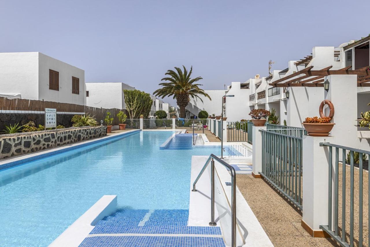 Апартаменти Hola Arnage Pool View Пуерто-дель-Кармен Екстер'єр фото
